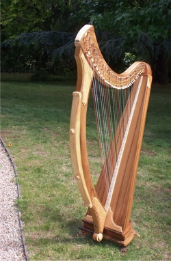 About Weiss Harps